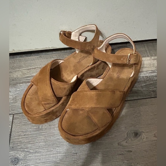 La Canadienne Kinsley Chestnut Suede Platform Strappy ankle Sandals Size 38 - Picture 3 of 12